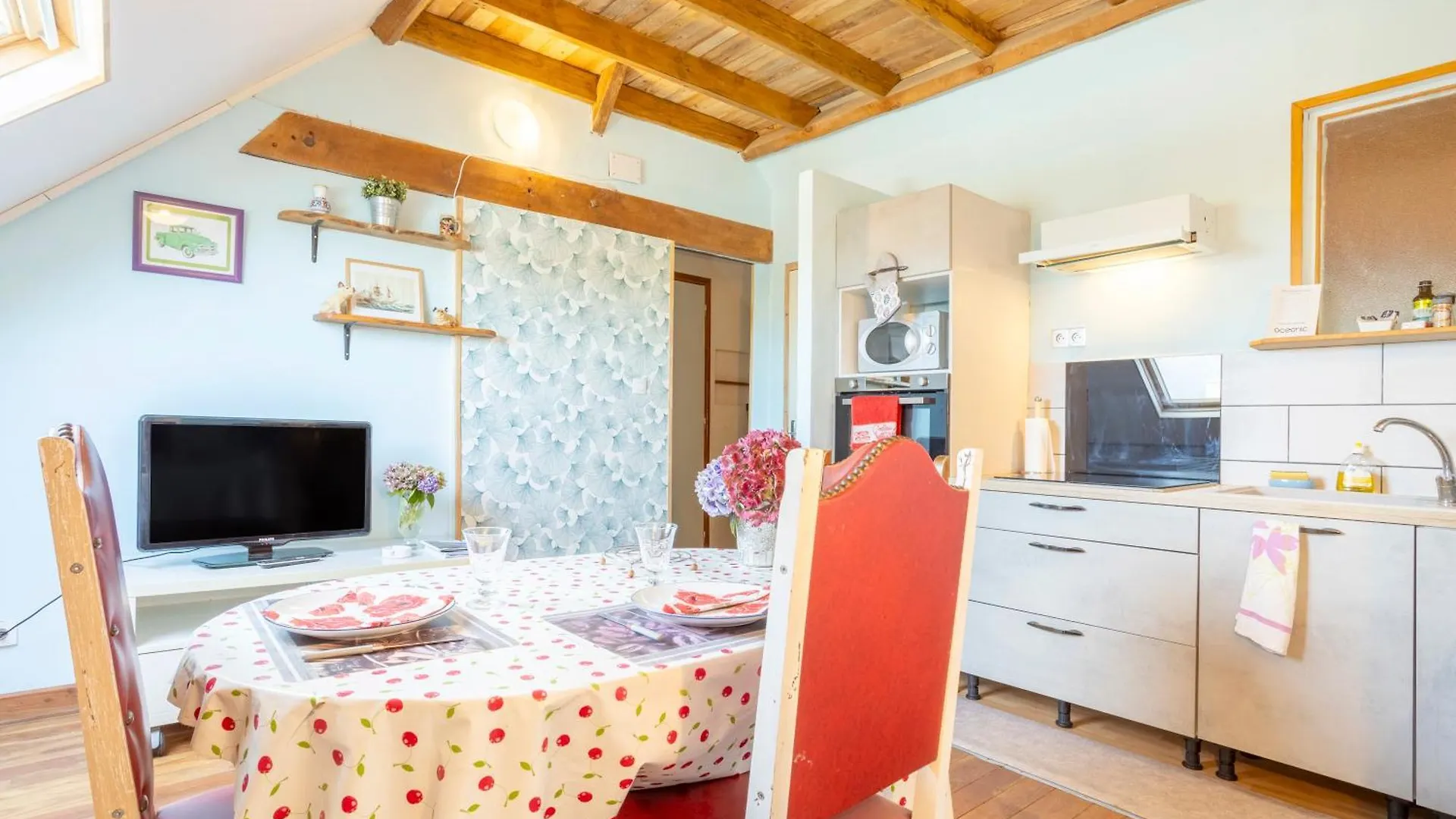 Appartement 400M Du Port Дуарнене 0*,  Франция